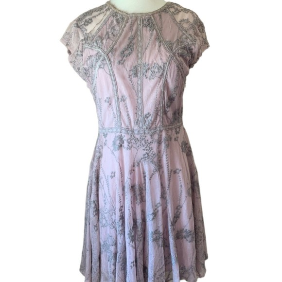 Free People Dresses & Skirts - FREE PEOPLE Dusty Lilac Laurel Lace Dress 4 Cap Sleeve ALine Embroidered Lined